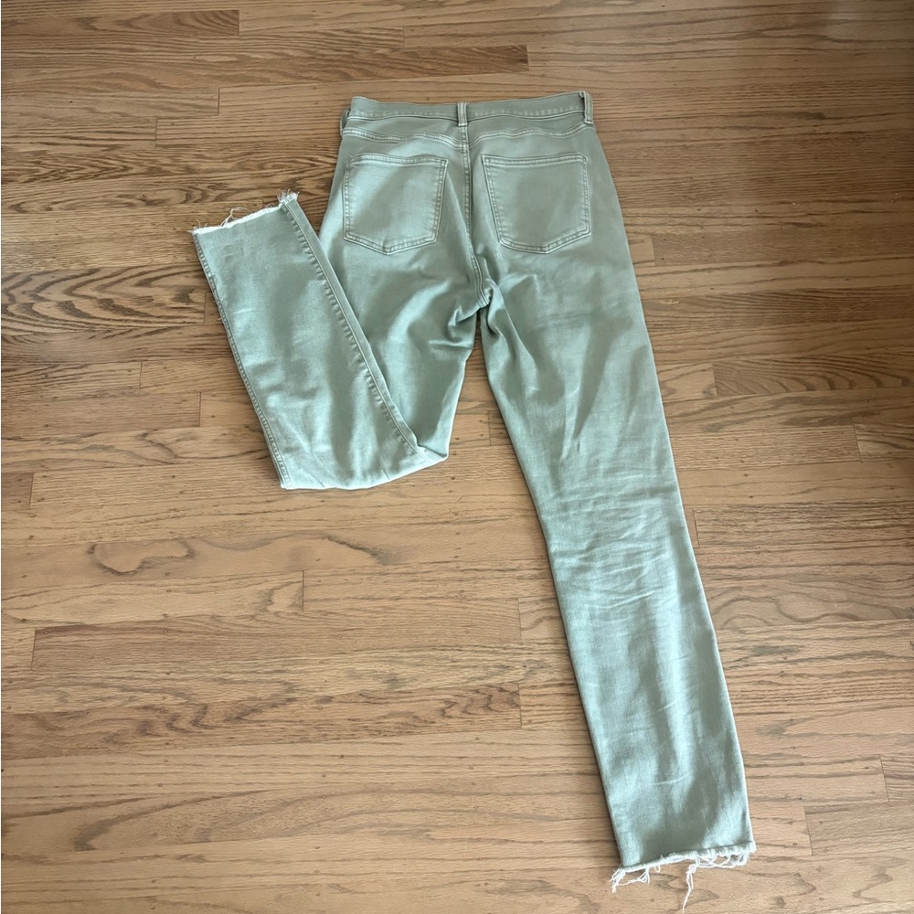 GAP High-Rise Jeans in Sage Green